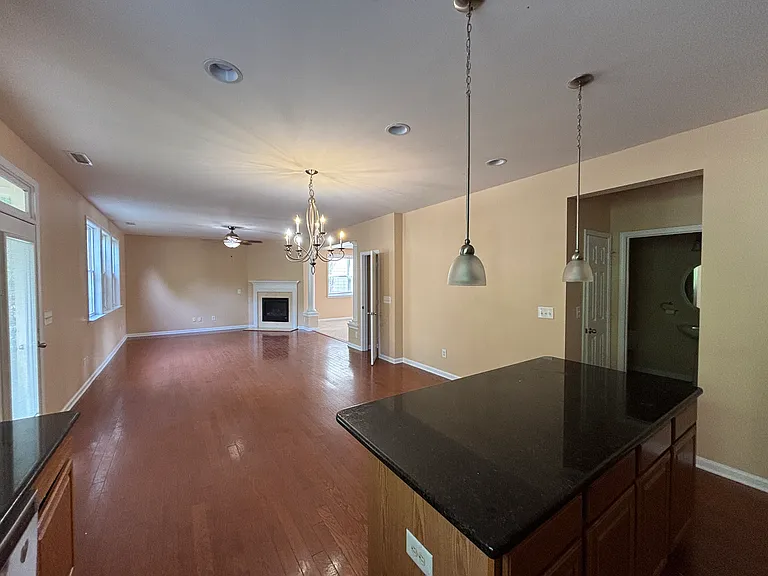 302 Lime Creek Ct — Photo 7