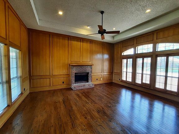 2nd image of 1433 Cumberland Trl
