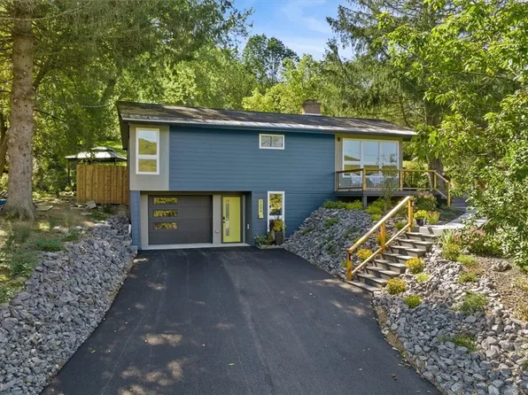 7234 Hamilton Rd, Hamilton, NY 13346