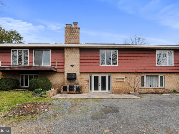 139 Alder Ln, Springfield, WV 26763