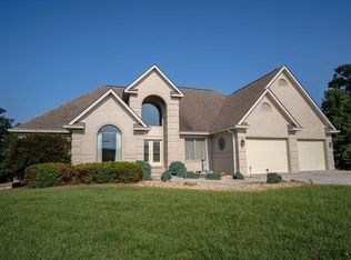 206 Enchanted Dr, Somerset, KY 42503