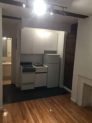 Rented by Sky Management | media 25