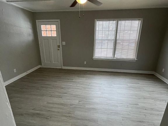 2nd image of 1117 Arkansas St