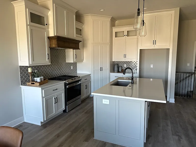 19707 W 195th Pl — Photo 3