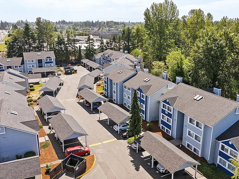 Crown Pointe