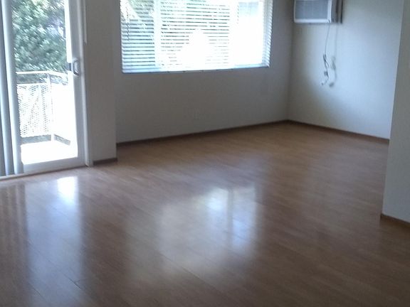 4th image of 2 Cuesta Dr #8