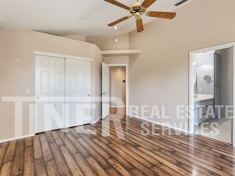 1218 Chablis Cir — Photo 14