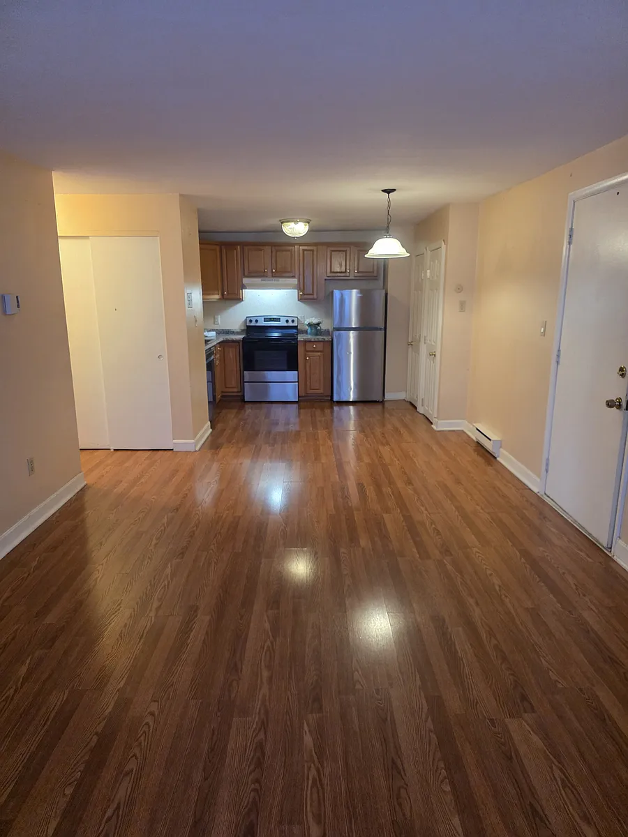Building Photo - 14B Mayberry Dr #5