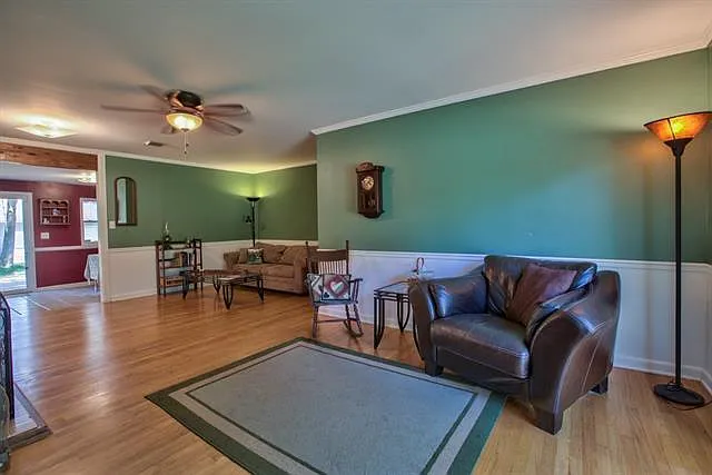 3 bed, 1480 sqft, $2,000 — Photo 2