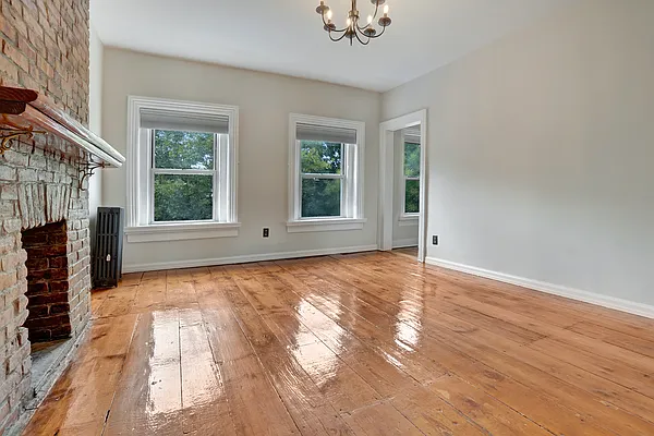 Rented by Twyford Real Estate | media 4