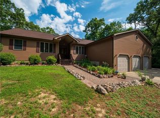 168 Skunk Hill Rd, Hope Valley, RI 02832