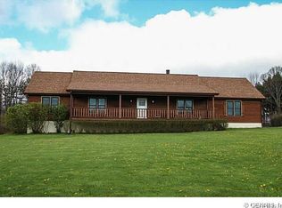 5954 Rossier Rd, Canandaigua, NY 14424