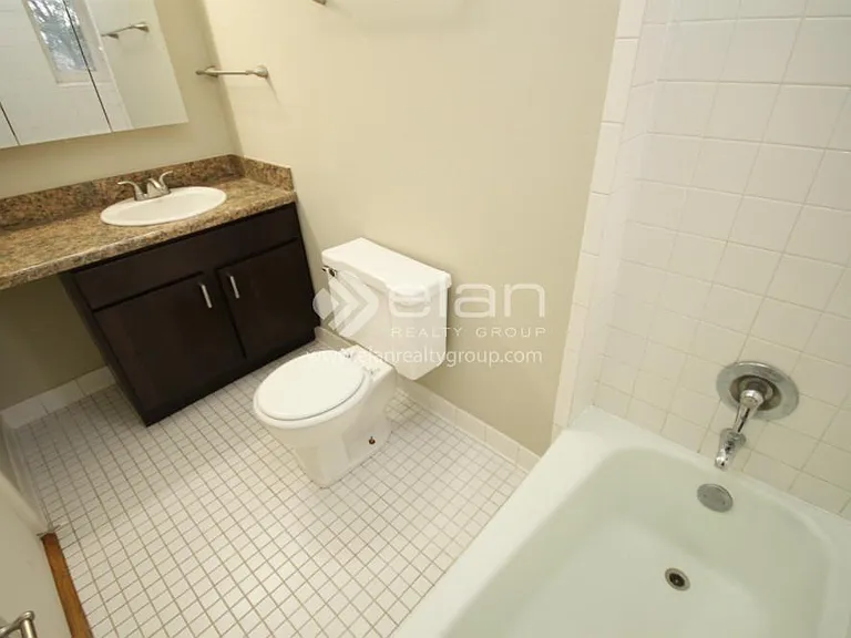 424 W Belden Ave #4E — Photo 14