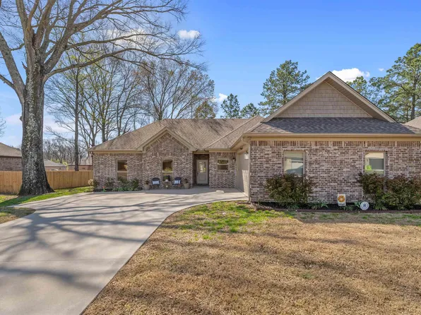 111 Hayden Dr, Beebe, AR 72012