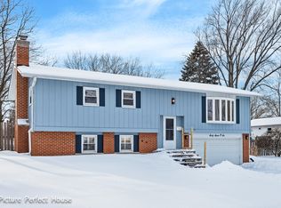 6706 Fairmount Ave, Downers Grove, IL 60516