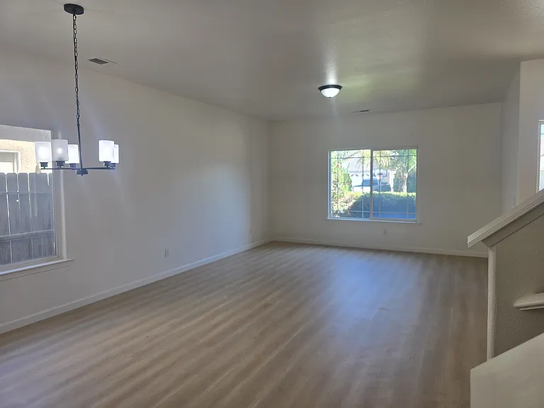 1114 Oak Ave — Photo 18