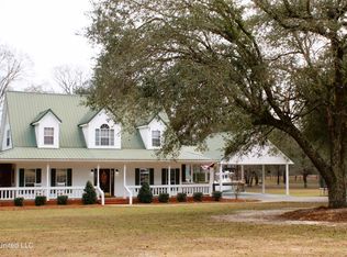 128 Southland Ln, Lucedale, MS 39452