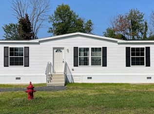 34 Elm Ln, Stillwater, NY 12170