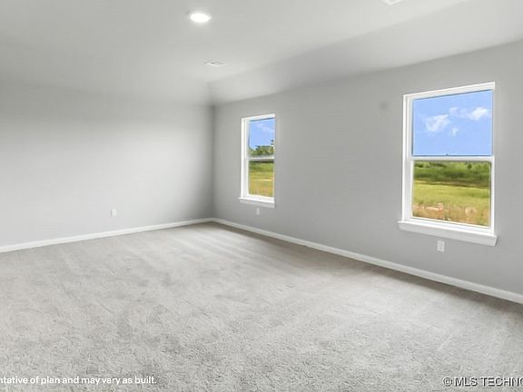 7th image of this home