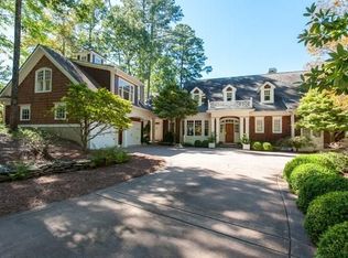 1041 Cherokee Blf, Greensboro, GA