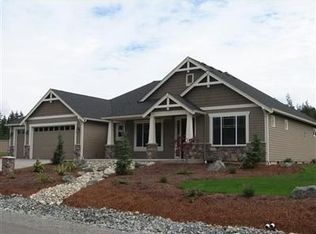 907 Secord Ct, Camano Island, WA 98282