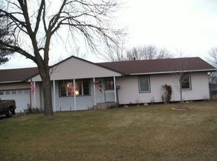 7753 Daleview Dr N, Brooklyn Park, MN 55443