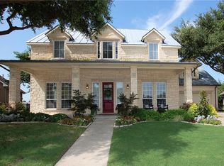 1712 Morrish Ln, Heath, TX 75032