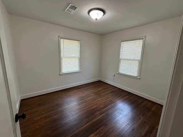1505 Truman Ave — Photo 10