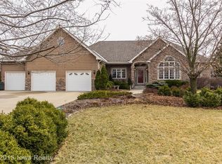 27902 Meadowview Ln, Adel, IA 50003