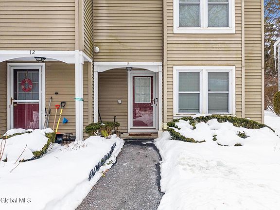 3rd image of 13 Raleigh Drive