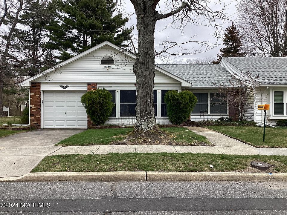 1st image of 1A Carnation Drive