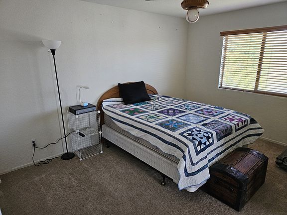 3rd image of 2911 E Beechnut Pl