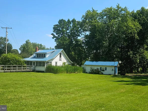 5019 Breezy Point Rd, Chesapeake Beach, MD 20732