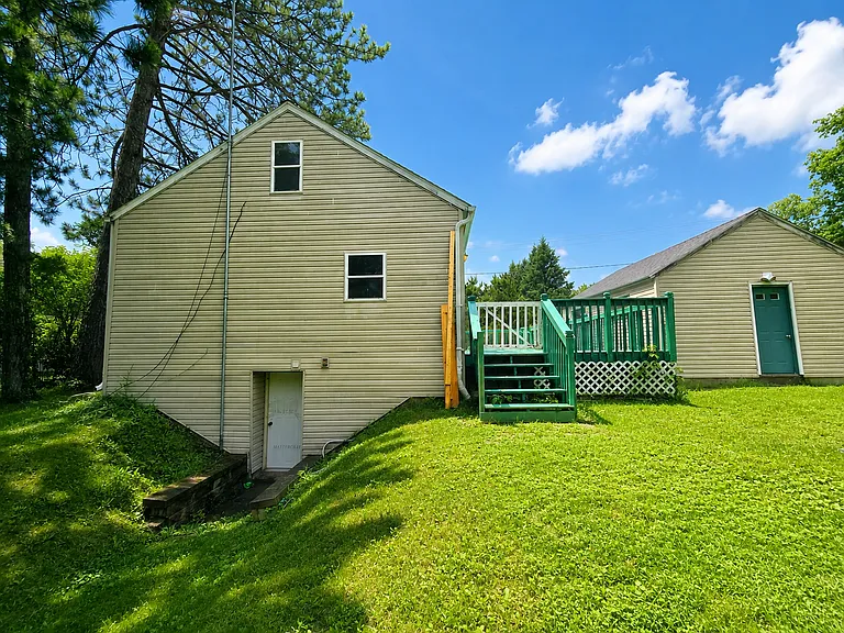 1022 Spring Lake Rd — Photo 15