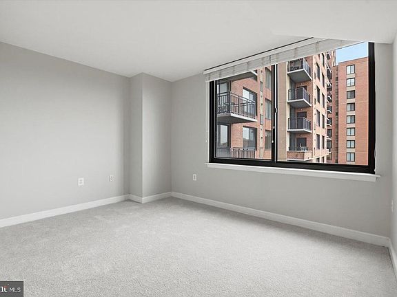 5th image of 2451 Midtown Ave APT 713
