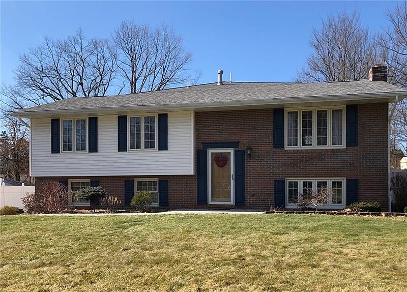 1st image of 106 Farmington Dr
