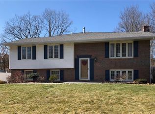 106 Farmington Dr, Butler, PA