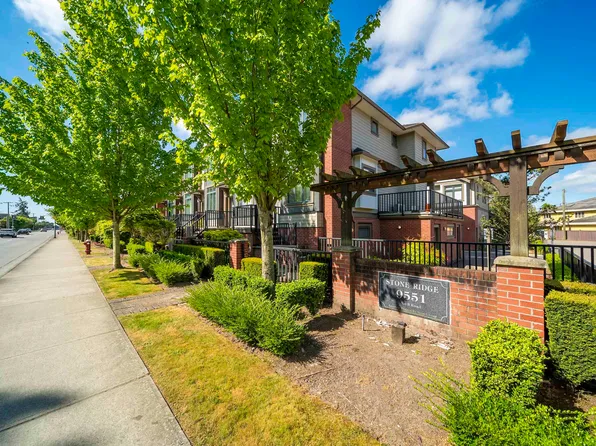 9551 No 3 Rd #12, Richmond, BC V7A 1W2