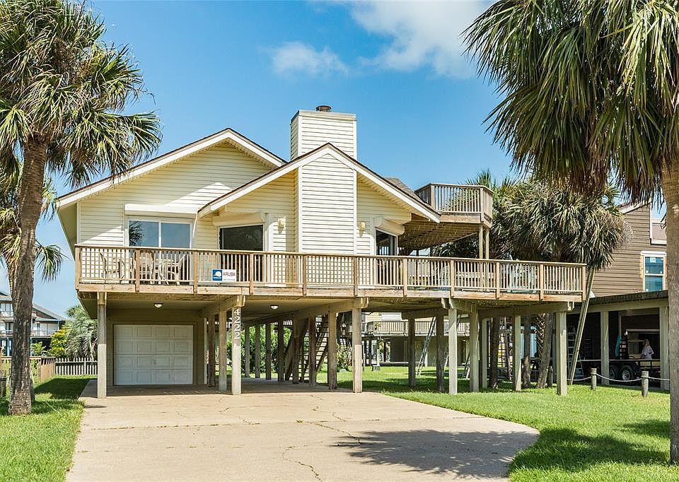 1st image of 4222 Pelican Ln