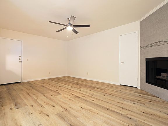 3rd image of 7013 Haskell Ave APT 110