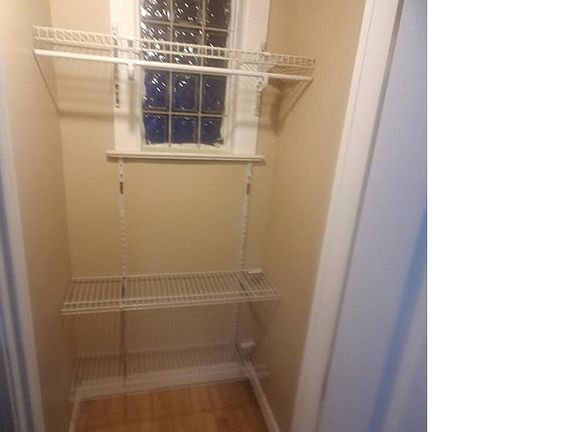 4th image of 1307 S Karlov Ave #1
