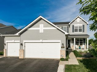 1800 Penstemon Ln, Shakopee, MN 55379