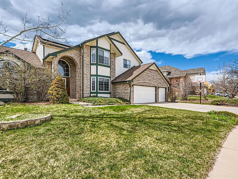 817 Mount Evans Ct — Photo 27