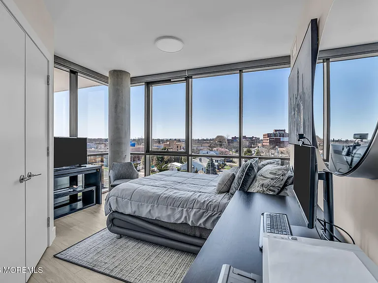 350 Ocean Ave #403 — Photo 13