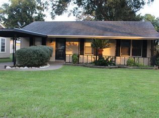 2249 2nd St, Port Neches, TX 77651