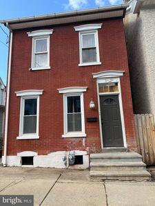 361 Cherry St, Pottstown, PA, 19464
