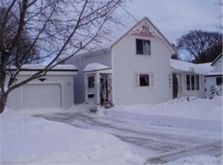 531 E 14th St, Saint Charles, MN 55972