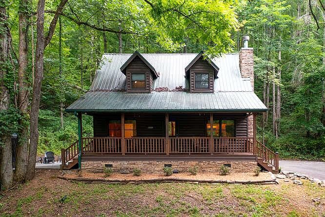 1st image of 355 Country Ln