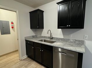 226 Yager Ave #523, La Grange, KY 40031