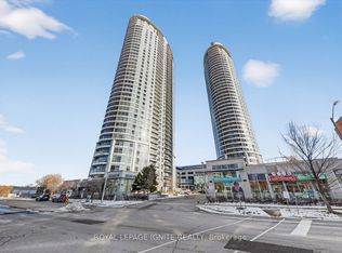 135 Village Green Sq #3117, Toronto, ON M1S 0G4
